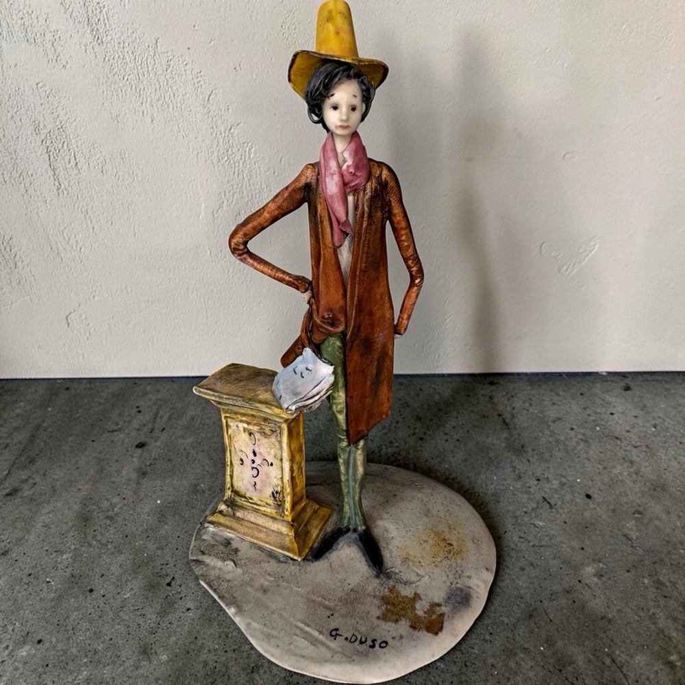 Vintage Lo Scricciolo Lawyer Attorney Figurine Giovanni G Duso Italy 82B AS-IS